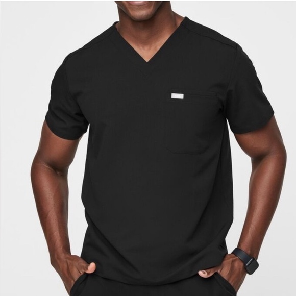 Figs Men's Three Pocket Leon Scrub Top Black Size XL Style FM1500 - Picture 1 of 11